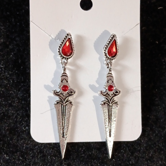 Hot Topic Jewelry - Gothic Ruby Dagger Dangle Earrings New!